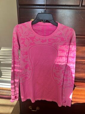 lululemon athletica Pink Seamless Long-Sleeve Top